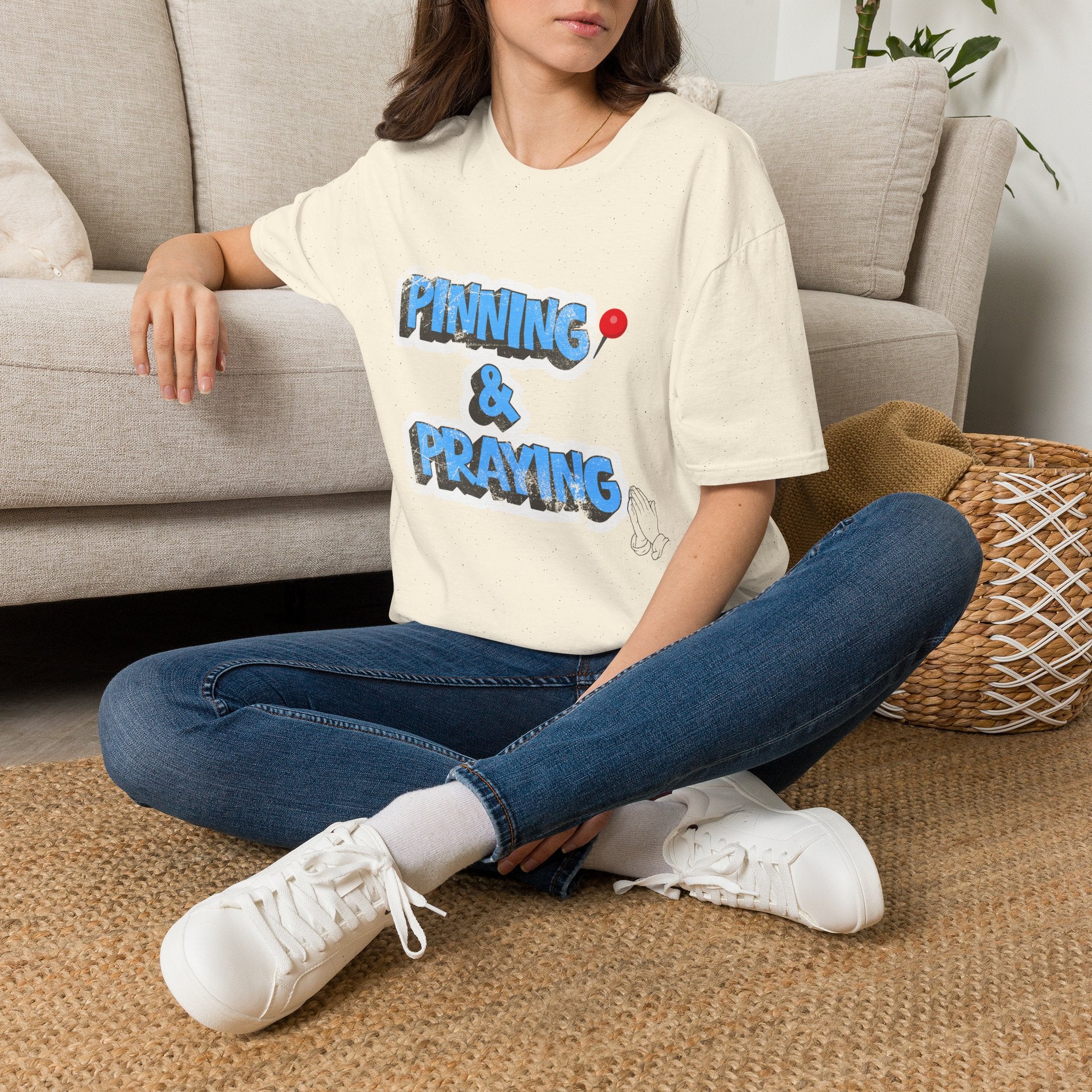 Pinning & Praying T-shirt Blue/Yellow