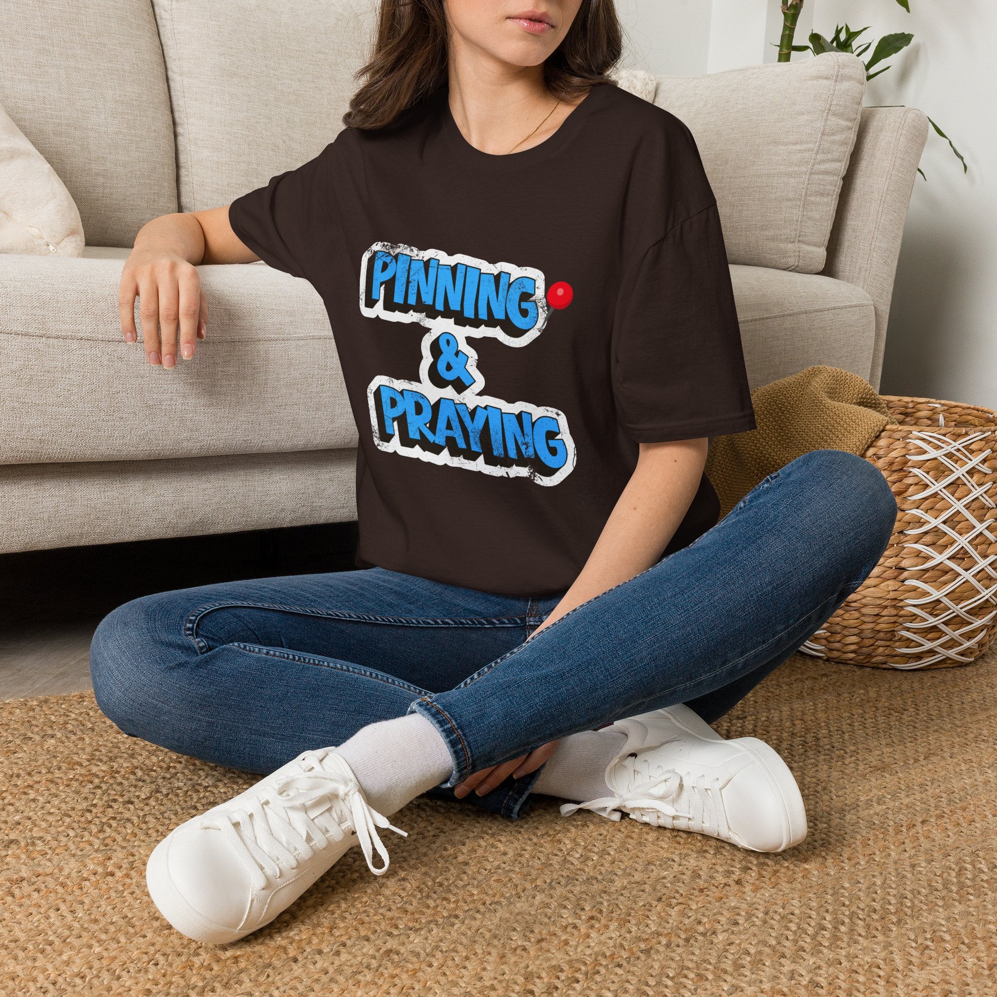 Pinning & Praying T-shirt Blue/Yellow