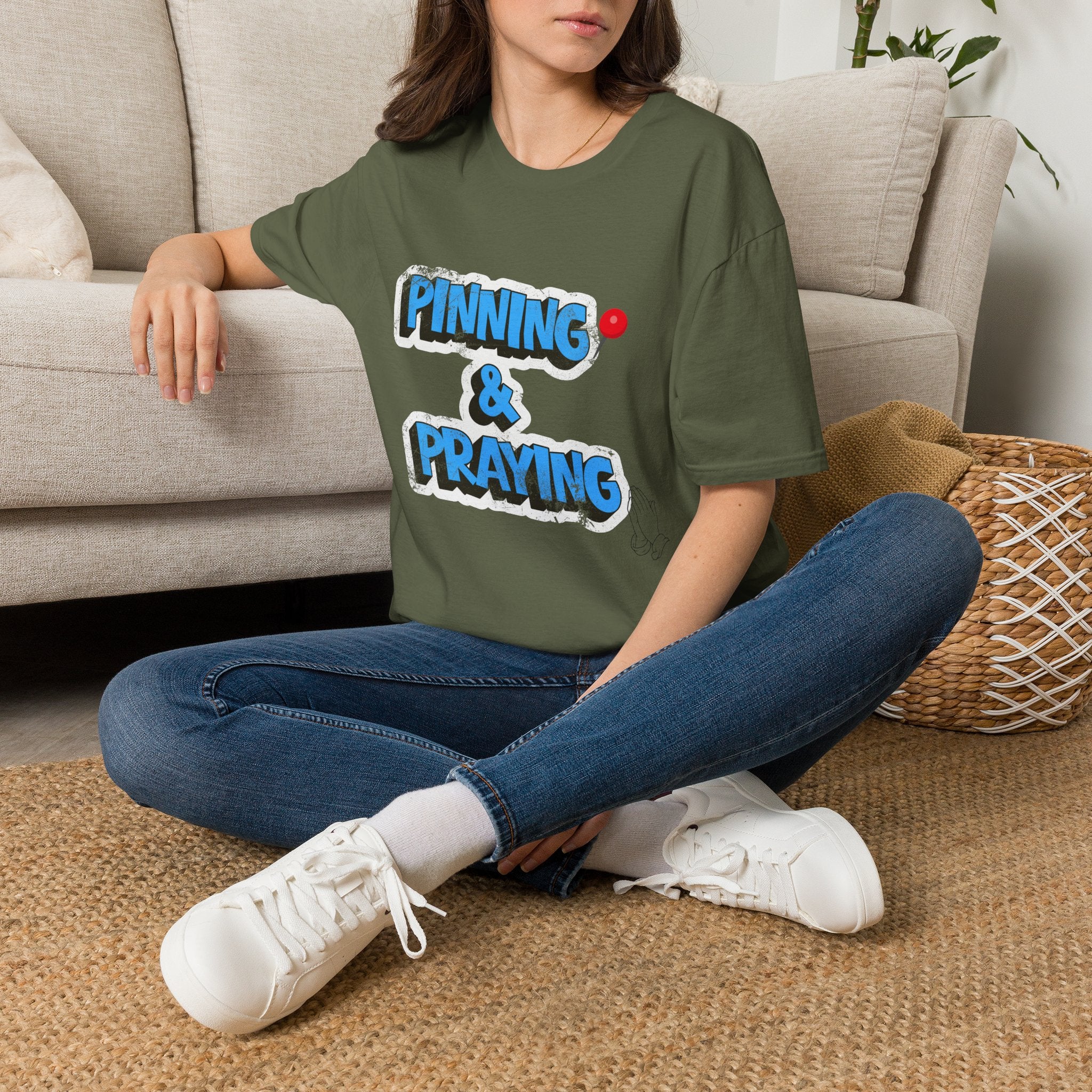 Pinning & Praying T-shirt Blue/Yellow